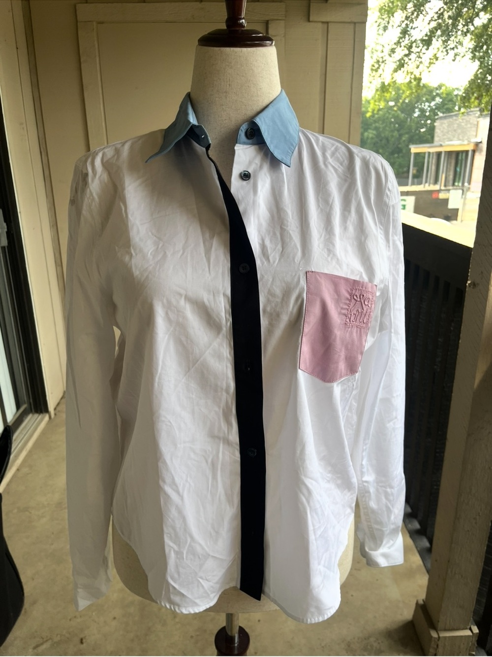 Marni Baby Colorblock Button-Down Shirt Sz 44 NWT. Stain on right upper sleeve.